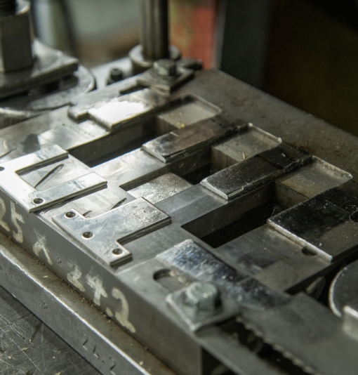 豊富な自社金型によるイニシャルコスト削減・短納期の提案力